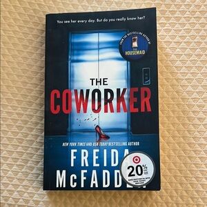 'The Coworker' Book - Frieda McFadden